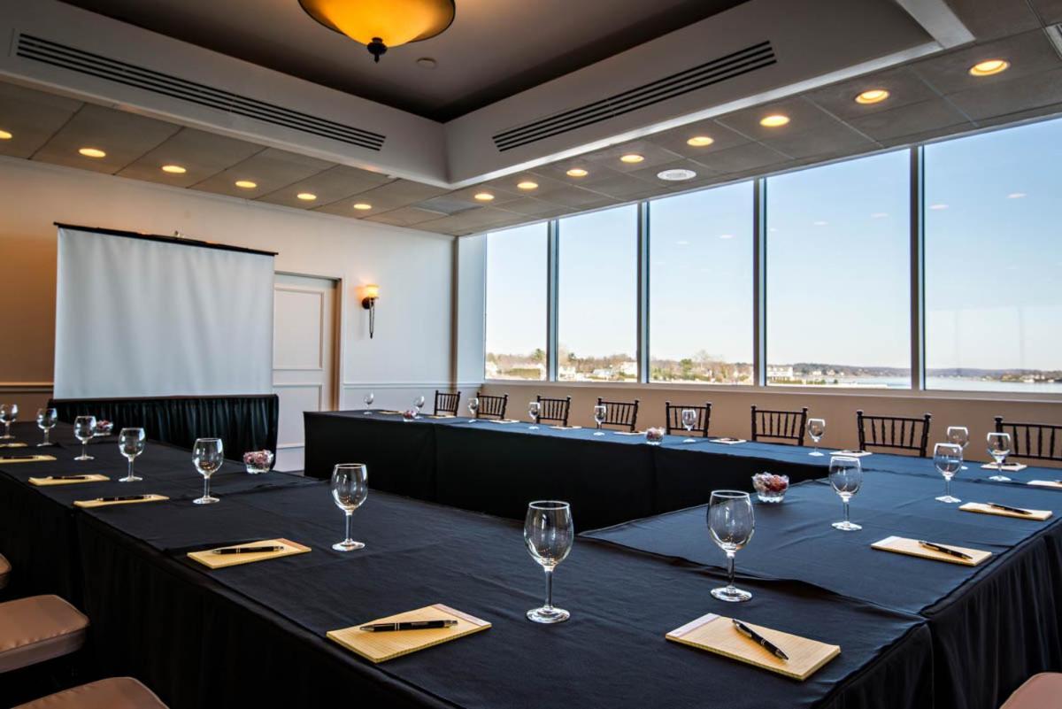 Oyster Point Hotel Red Bank Exterior photo