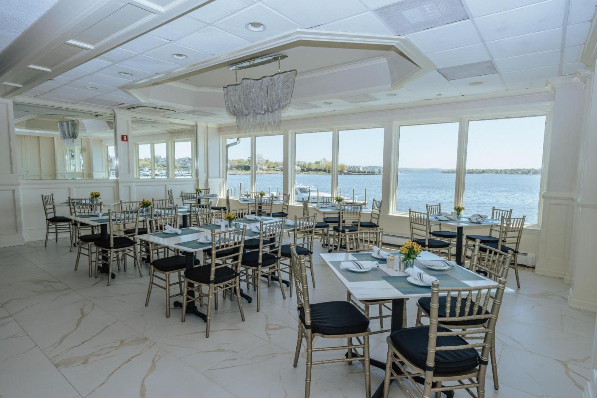 Oyster Point Hotel Red Bank Exterior photo